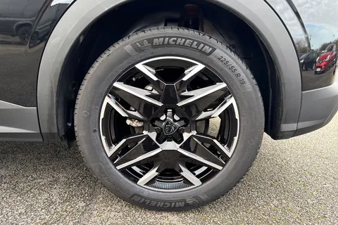 EN24HKP PEUGEOT 3008 1.2 HYBRID GT e-DSC6 Euro 6 (s/s) 5dr Thumbnail #13