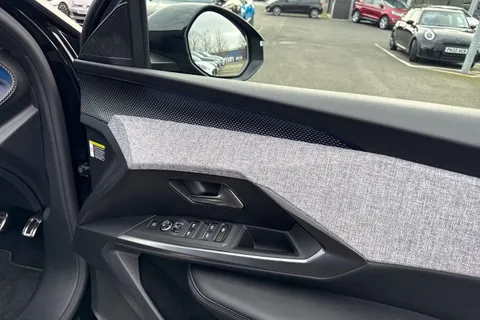 EN24HKP PEUGEOT 3008 1.2 HYBRID GT e-DSC6 Euro 6 (s/s) 5dr Thumbnail #22