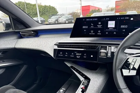 EN24HKP PEUGEOT 3008 1.2 HYBRID GT e-DSC6 Euro 6 (s/s) 5dr Thumbnail #45