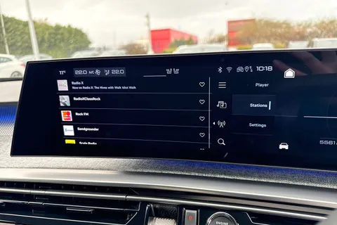 EN24HKP PEUGEOT 3008 1.2 HYBRID GT e-DSC6 Euro 6 (s/s) 5dr Thumbnail #47