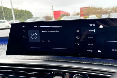 EN24HKP PEUGEOT 3008 1.2 HYBRID GT e-DSC6 Euro 6 (s/s) 5dr Thumbnail #48