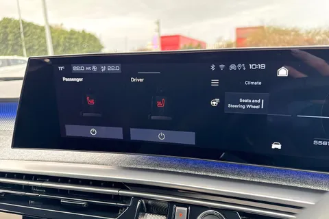 EN24HKP PEUGEOT 3008 1.2 HYBRID GT e-DSC6 Euro 6 (s/s) 5dr Thumbnail #54