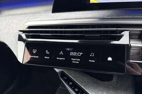 EN24HKP PEUGEOT 3008 1.2 HYBRID GT e-DSC6 Euro 6 (s/s) 5dr Thumbnail #56