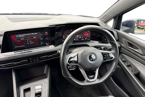 YK21DOF Volkswagen Golf 8 R-Line 1.5 eTSI 150PS 7-speed DSG | Heated Seats and Heated Steering Whee Thumbnail #19