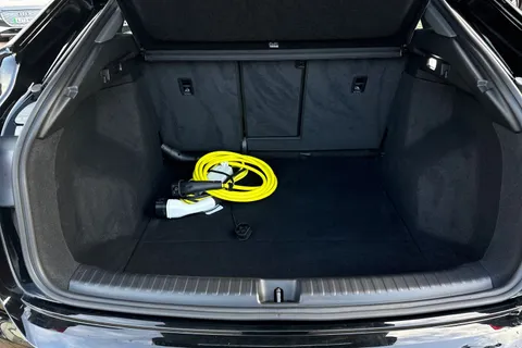 KS25PUU Audi Q4 e-tron Q4 Sportback Sport 40 e-tron  150,00 kW Thumbnail #7