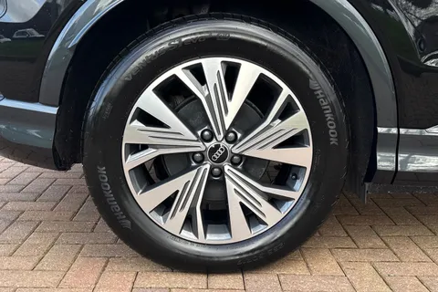 KS25PUU Audi Q4 e-tron Q4 Sportback Sport 40 e-tron  150,00 kW Thumbnail #10