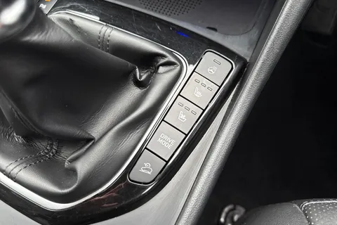 VK21KTC Hyundai Tucson 1.6 T-GDi MHEV Ultimate Euro 6 (s/s) 5dr Thumbnail #59