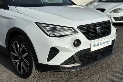 DG23CZB SEAT Arona 1.0 TSI FR Edition Euro 6 (s/s) 5dr Thumbnail #9