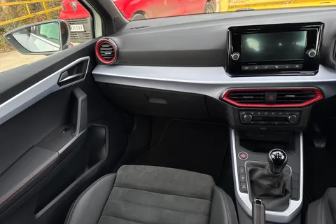 DG23CZB SEAT Arona 1.0 TSI FR Edition Euro 6 (s/s) 5dr Thumbnail #20