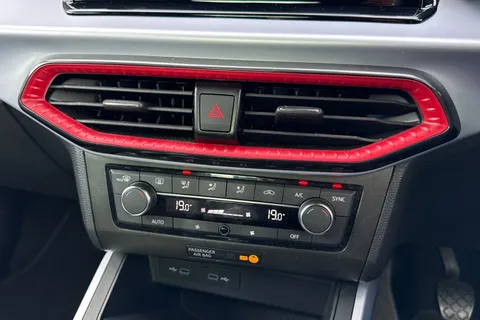 DG23CZB SEAT Arona 1.0 TSI FR Edition Euro 6 (s/s) 5dr Thumbnail #22