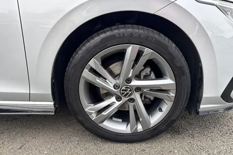 DG73KPK Volkswagen Golf 1.5 TSI 150 R-Line 5dr Thumbnail #11