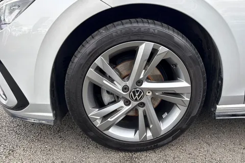 DG73KPK Volkswagen Golf 1.5 TSI 150 R-Line 5dr Thumbnail #14