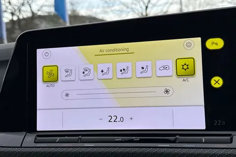 DG73KPK Volkswagen Golf 1.5 TSI 150 R-Line 5dr Thumbnail #23