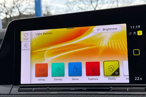 DG73KPK Volkswagen Golf 1.5 TSI 150 R-Line 5dr Thumbnail #31