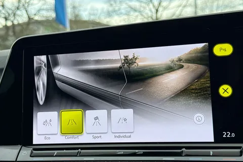 DG73KPK Volkswagen Golf 1.5 TSI 150 R-Line 5dr Thumbnail #35