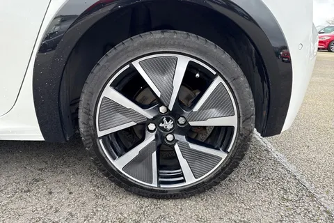 SH71ERV PEUGEOT e-208 50kWh GT Premium Auto 5dr Thumbnail #12