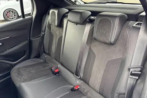 SH71ERV PEUGEOT e-208 50kWh GT Premium Auto 5dr Thumbnail #19