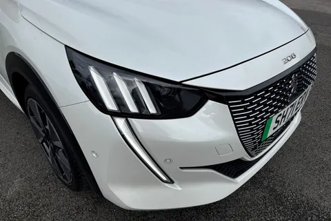 SH71ERV PEUGEOT e-208 50kWh GT Premium Auto 5dr Thumbnail #27