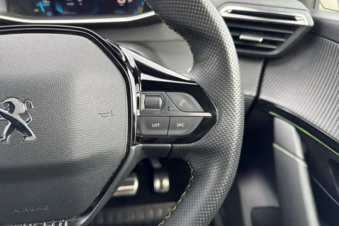 SH71ERV PEUGEOT e-208 50kWh GT Premium Auto 5dr Thumbnail #40