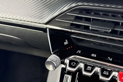 SH71ERV PEUGEOT e-208 50kWh GT Premium Auto 5dr Thumbnail #56