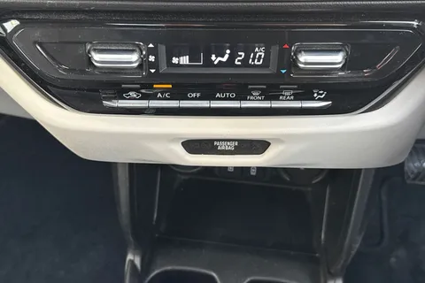 MF24LZG Suzuki Swift 1.2 Mild Hybrid Ultra 5dr Thumbnail #22