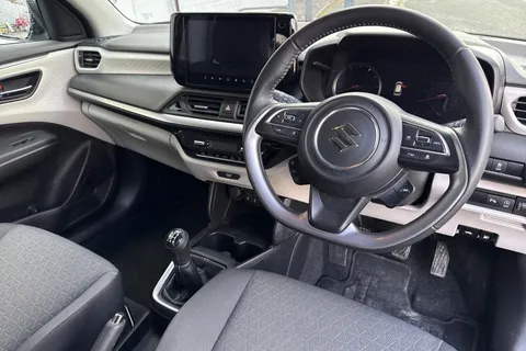 MF24LZG Suzuki Swift 1.2 Mild Hybrid Ultra 5dr Thumbnail #32