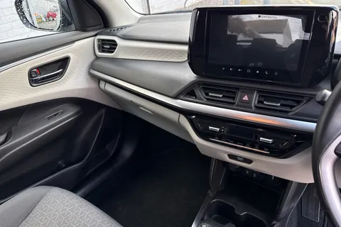 MF24LZG Suzuki Swift 1.2 Mild Hybrid Ultra 5dr Thumbnail #33