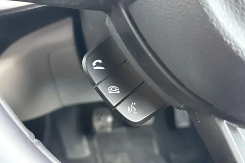 MF24LZG Suzuki Swift 1.2 Mild Hybrid Ultra 5dr Thumbnail #39