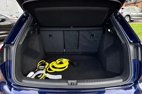 KT25EJV Audi Q4 e-tron Q4  S line 40 e-tron  150,00 kW Thumbnail #10