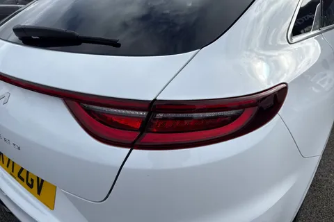 DK71ZGV Kia Proceed 1.5 T-GDi GT-Line Shooting Brake Euro 6 (s/s) 5dr Thumbnail #8