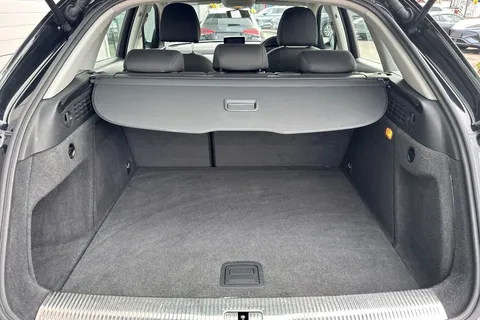 OE16HJG Audi Q3 2.0 TDI SE Euro 6 (s/s) 5dr Thumbnail #8