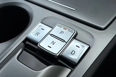 DS72ZNC Hyundai Kona 64kWh Ultimate Auto 5dr (10.5kW Charger) Thumbnail #24