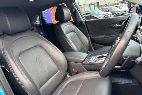 DS72ZNC Hyundai Kona 64kWh Ultimate Auto 5dr (10.5kW Charger) Thumbnail #25