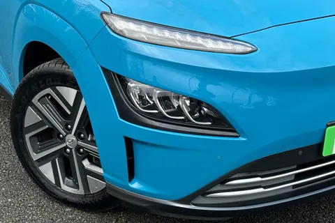 DS72ZNC Hyundai Kona 64kWh Ultimate Auto 5dr (10.5kW Charger) Thumbnail #26