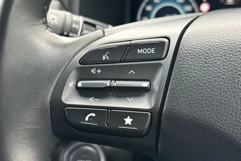 DS72ZNC Hyundai Kona 64kWh Ultimate Auto 5dr (10.5kW Charger) Thumbnail #41