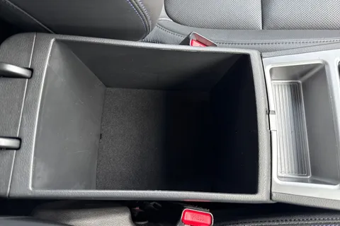 DS72ZNC Hyundai Kona 64kWh Ultimate Auto 5dr (10.5kW Charger) Thumbnail #47