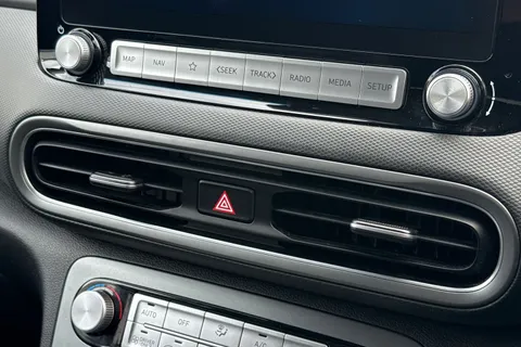 DS72ZNC Hyundai Kona 64kWh Ultimate Auto 5dr (10.5kW Charger) Thumbnail #49