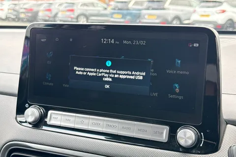 DS72ZNC Hyundai Kona 64kWh Ultimate Auto 5dr (10.5kW Charger) Thumbnail #52