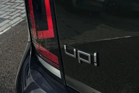 29 of 43 for VOLKSWAGEN UP 1.0 65PS Up 5dr