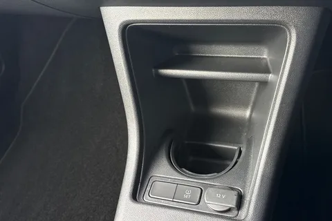 37 of 43 for VOLKSWAGEN UP 1.0 65PS Up 5dr