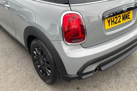 YH22MME Mini Hatch 1.5 Cooper Classic Steptronic Euro 6 (s/s) 3dr Thumbnail #8