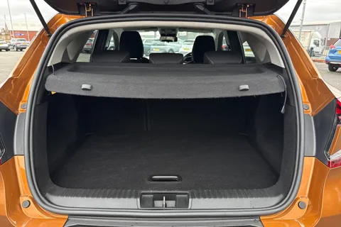 MJ20JKU Renault Captur 1.3 TCe Iconic EDC Euro 6 (s/s) 5dr Thumbnail #7