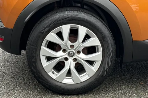 MJ20JKU Renault Captur 1.3 TCe Iconic EDC Euro 6 (s/s) 5dr Thumbnail #11