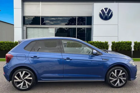 DE25PVJ Volkswagen Polo 1.0 TSI 115 R-Line 5dr DSG **17' BERGAMO ALLOYS + HEATED SEATS** Thumbnail #4