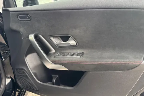 MB21FYT Mercedes-Benz A Class 1.3 A180 AMG Line (Executive) Hatchback 5dr Petrol 7G-DCT Euro 6 (s/s) (136 ps) Thumbnail #19