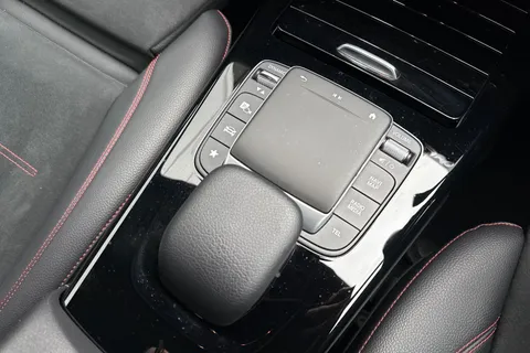 MB21FYT Mercedes-Benz A Class 1.3 A180 AMG Line (Executive) Hatchback 5dr Petrol 7G-DCT Euro 6 (s/s) (136 ps) Thumbnail #21