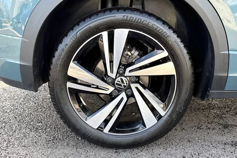 KP25XGB Volkswagen T-Roc 2.0 TDI 150 EVO R-Line 5dr DSG **18' NEVADA ALLOYS + REV CAM + KEYLESS ENTR Thumbnail #7