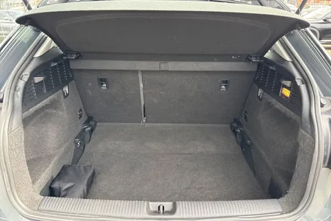 ST67EOF Audi Q2 1.6 TDI Sport S Tronic Euro 6 (s/s) 5dr Thumbnail #8