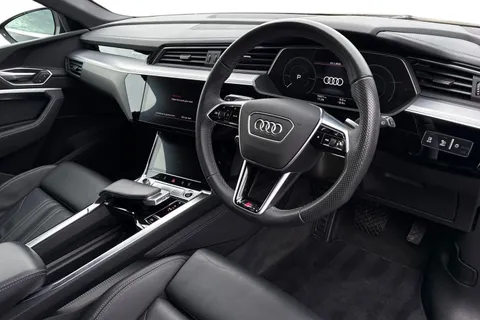 RO72LSK Audi e-tron S line 50 quattro 230,00 kW Thumbnail #15