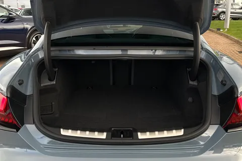 AY23XGM Audi e-tron GT GT    quattro 350,00 kW Thumbnail #7